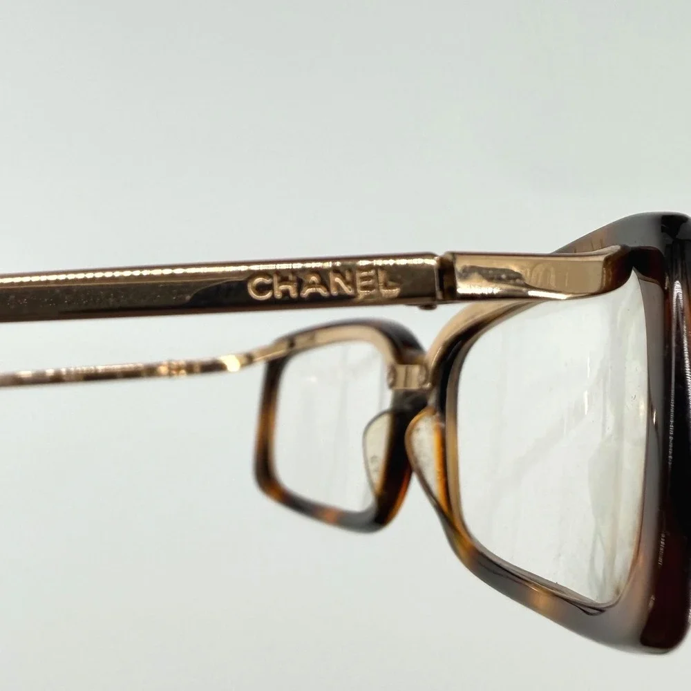Chanel Vintage 3077 Eyeglasses Dark Havana Tortoise Gold Frames 53-16-120 Italy